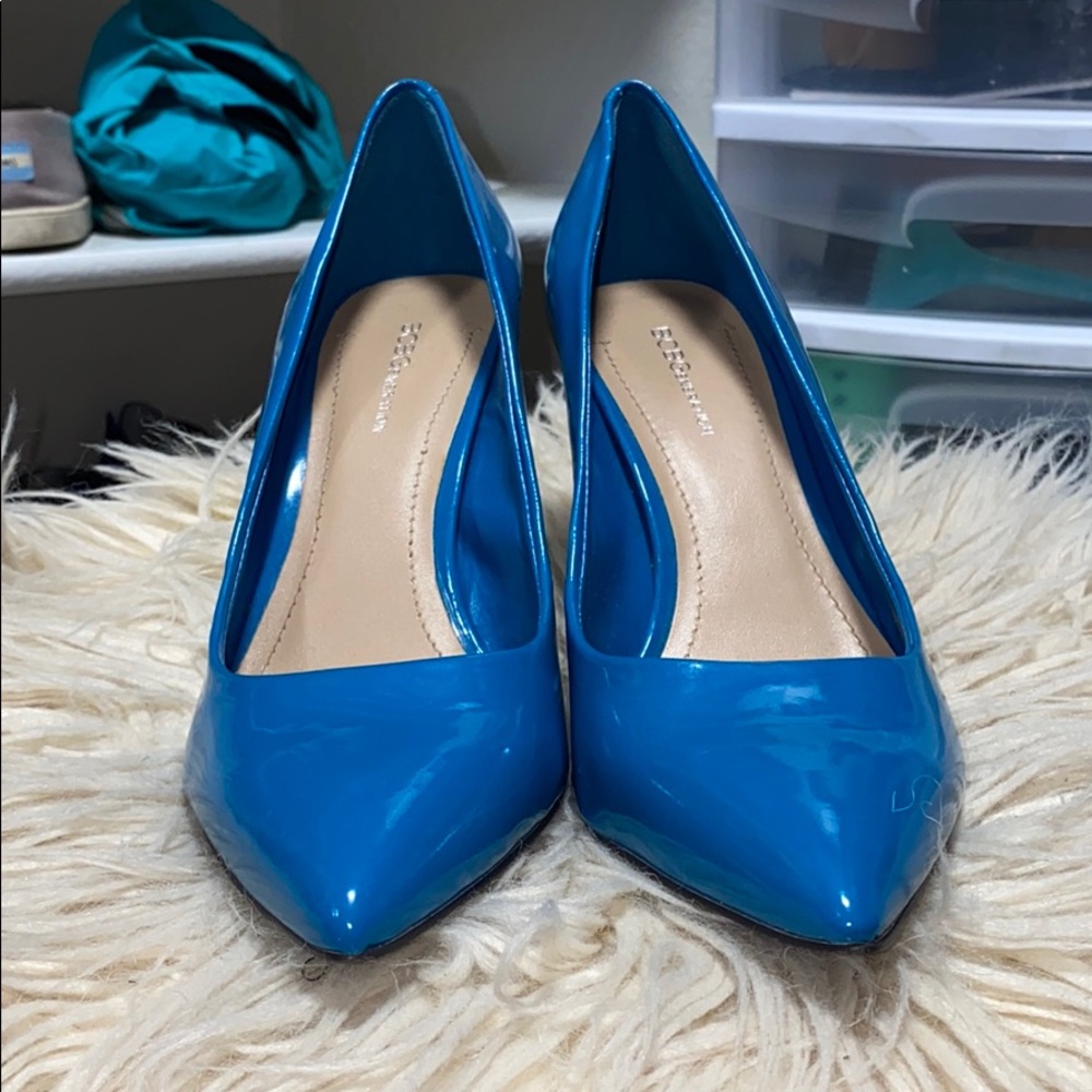 Turquoise BCBGGeneration Pumps